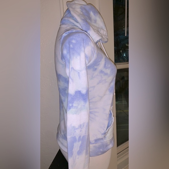 Hollister Blue Tie-Dye Hoodie XXS - Picture 6 of 7
